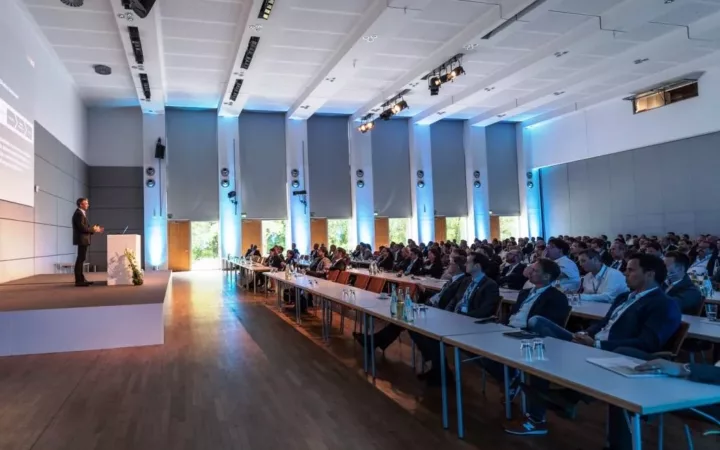 Wie geht man als Gewinner der Digitalen Transformation vom Spielfeld?