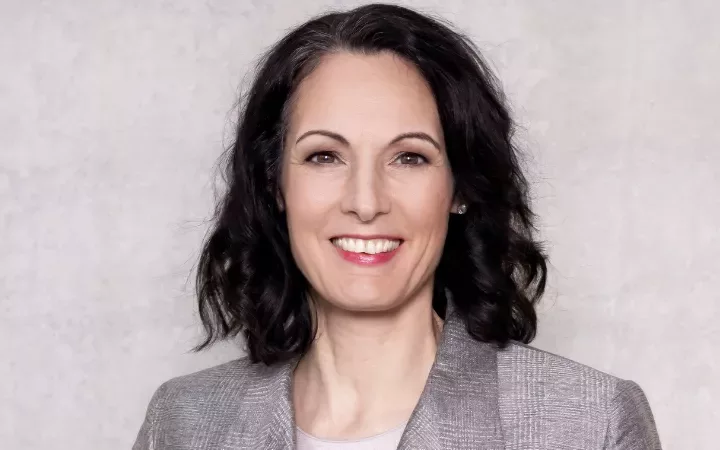 SAP verlängert Vertrag mit Chief People Officer Gina Vargiu-Breuer