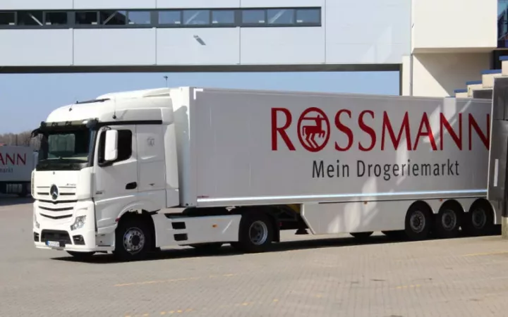 ROSSMANN optimiert Onlineshop für Smartphone-Nutzer